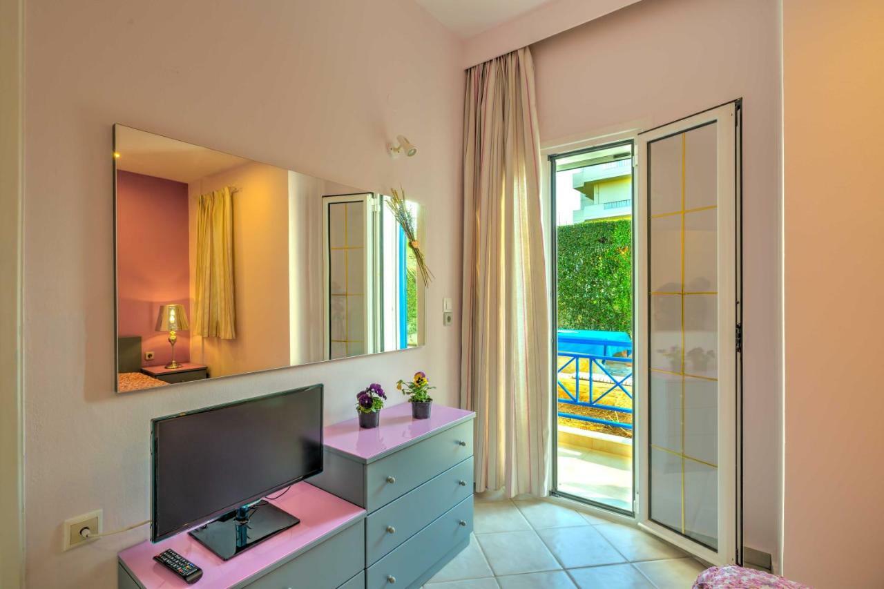 Elegant 1Br By Heraklion Beach Sun &Comfort Await Amoudara Lasithiou Esterno foto